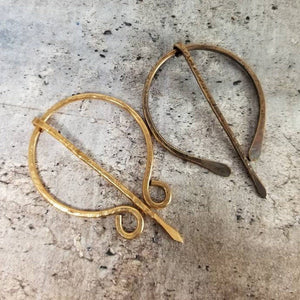 Pagan Jewelry Twisted Viking Clasp Penannular Brooch Cloak Pin