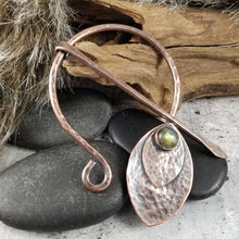 Load image into Gallery viewer, Labradorite Cloak Pin, Metal Shawl Clasp, Rustic Copper Viking Penannular Brooch
